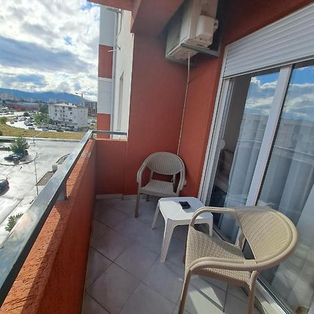 Hana Apartamento Podgorica Exterior foto
