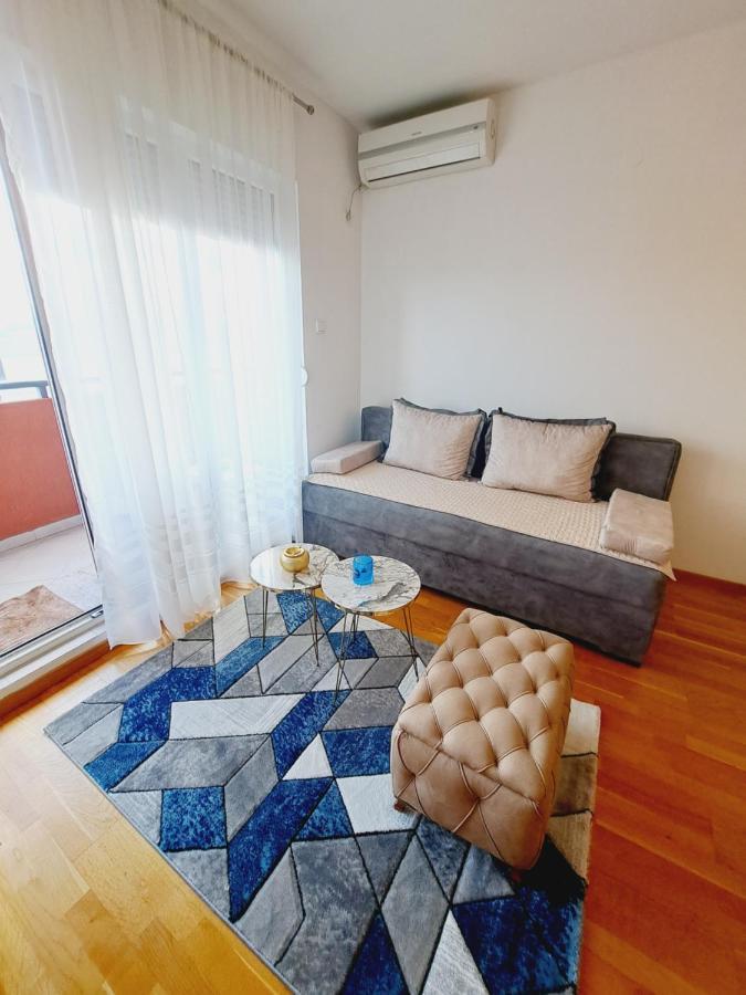 Hana Apartamento Podgorica Exterior foto