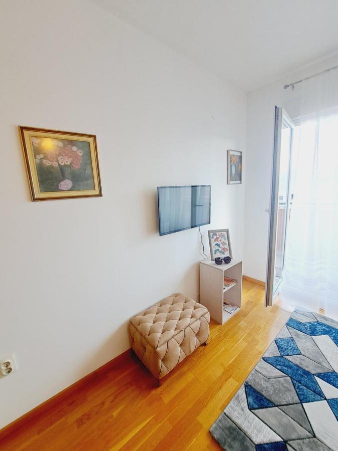 Hana Apartamento Podgorica Exterior foto