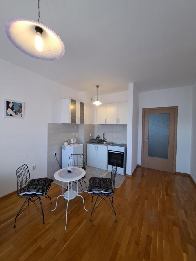 Hana Apartamento Podgorica Exterior foto